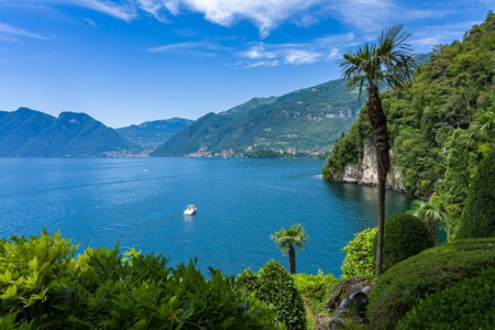 Near Villa del Balbianello, Lake Como, Italy