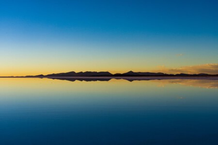 The absolutely overwhelming Salar de Uyuni is the world's largest salt flat at 10 582 square kilometers (4 086 sq mi). It is in the Daniel Campos Province in Potosí in southwest Bolivia, near the crest of the Andes.